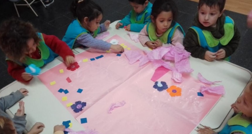 El Jardín Maternal Municipal Alicia Moreau de Justo, celebró su aniversario nº33