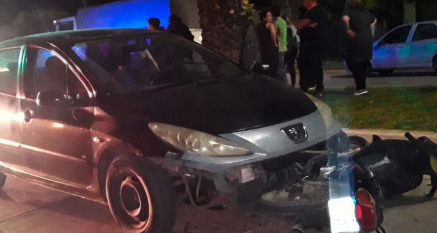 Una joven resultó con heridas de consideración tras un accidente