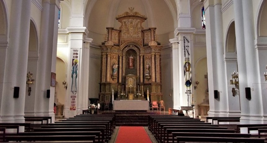 La Parroquia San Carlos Borromeo ofrece un curso de liturgia