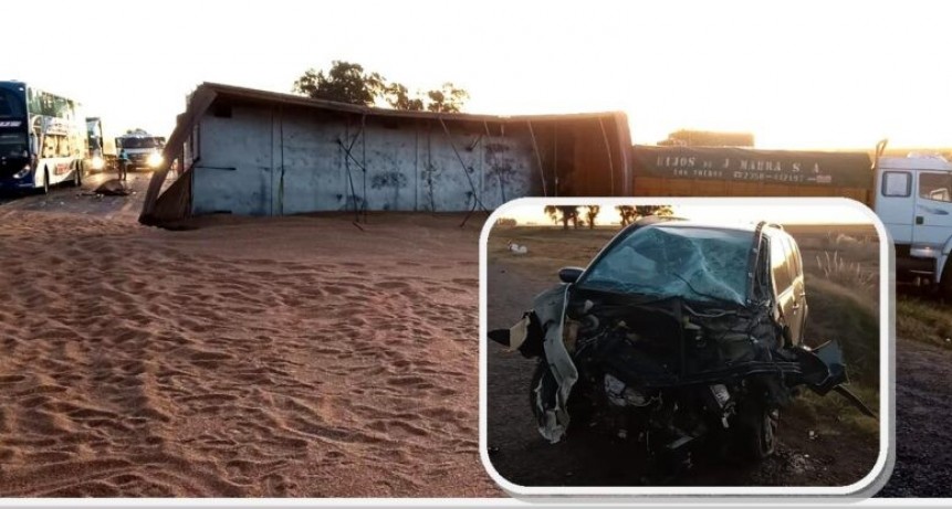 Ruta Nacional 5: Choque entre un auto y un camión que terminó volcando y derramando su carga sobre la cinta asfáltica