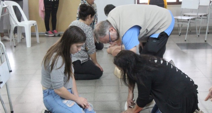 El Municipio brindó un Taller de RCP y Primeros Auxilios para personal de Residencias Geriátricas