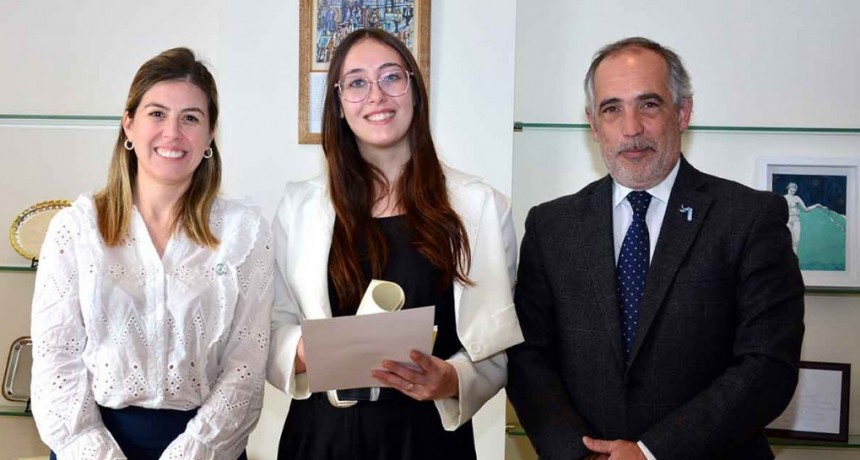 Doctora María Fernanda Giménez “Siempre es un honor recibir profesionales que puedan potenciar el desarrollo de nuestro Colegio”