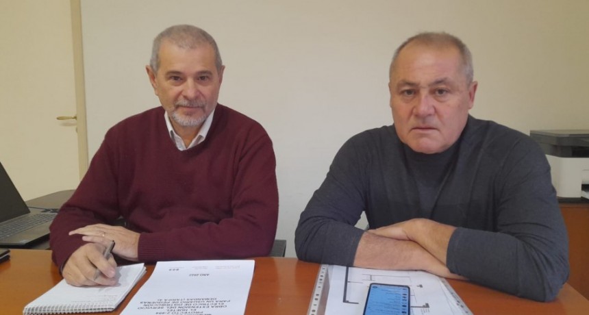 Jorge Campos y Marcelo Pérez, integrantes del Consejo de Administración de la Cooperativa Eléctrica, dieron detalles del avance de las obras previas a la conexión de la Línea 132