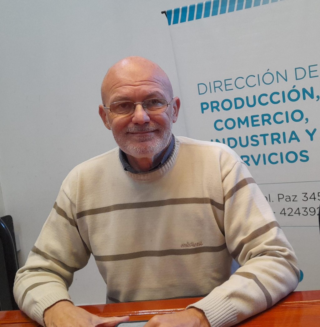 Solar 25 Bolívar : Anunciaron los detalles de la jornada abierta al público que se va a desarrollar este 5 de junio, en el Centro Regional Universitario y trata Energías Renovables