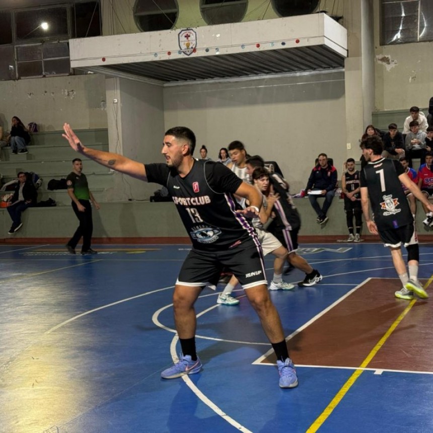 Alexis Pasos: “Fue un hecho histórico, poder estar en la talla de competencia contra un gran equipo como es Estudiantes de Olavarría, referente del básquet, para nosotros es una alegría enorme