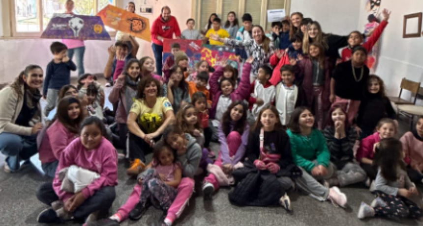 Programa Rampas Móviles “Construyendo Puentes”: estudiantes intervinieron sus rampas con un enfoque inclusivo y artístico