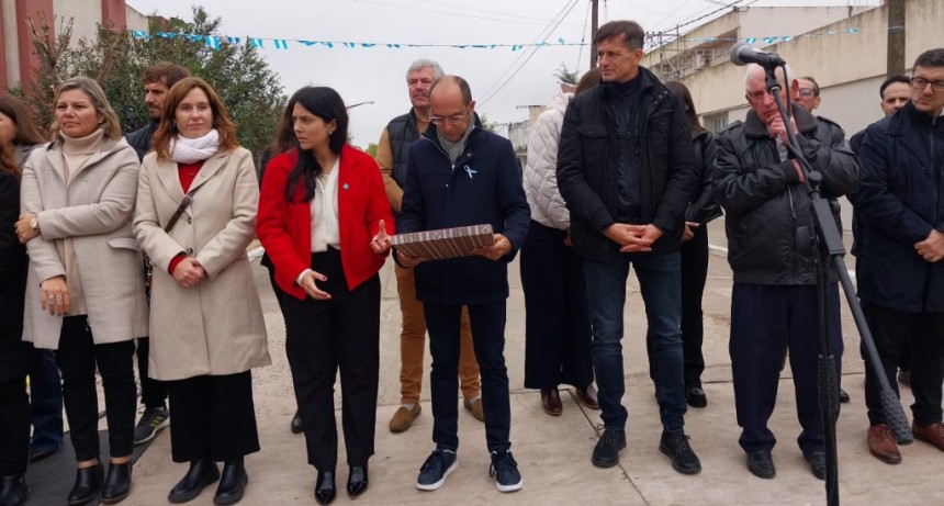 Urdampilleta: El Intendente Pisano encabezó al Acto Protocolar por el Día de la Patria