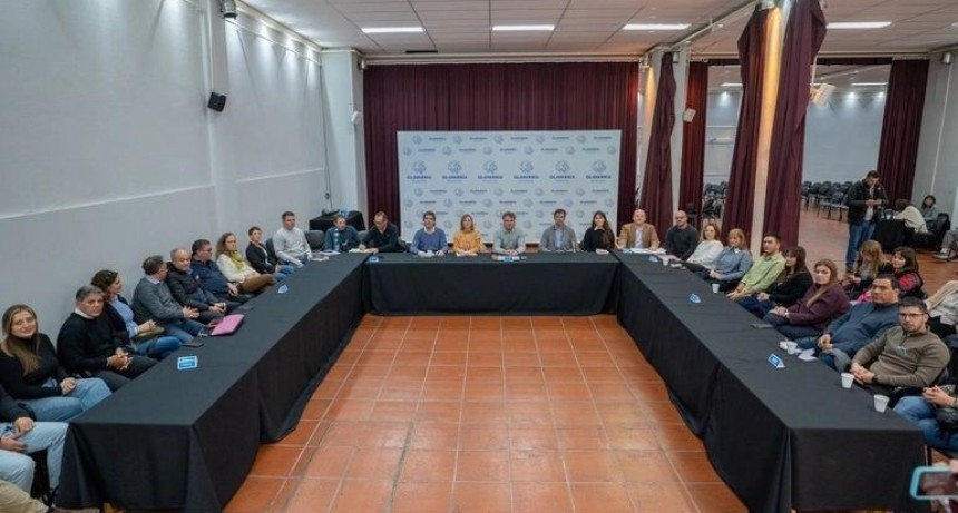 Autoridades del Hospital Capredoni, participaron del Consejo Regional de Salud, que se desarroll&oacute; en Olavarr&iacute;a 