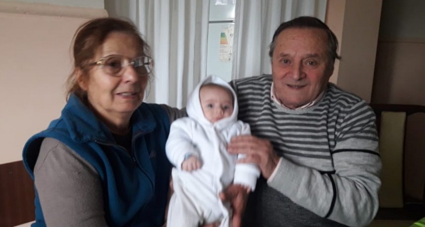 Omar Noblia: “Con mi señora nos contagiamos de COVID, pero como tenemos las 2 vacunas (Sputnik V) solamente perdimos el olfato y nos recuperamos en casa”