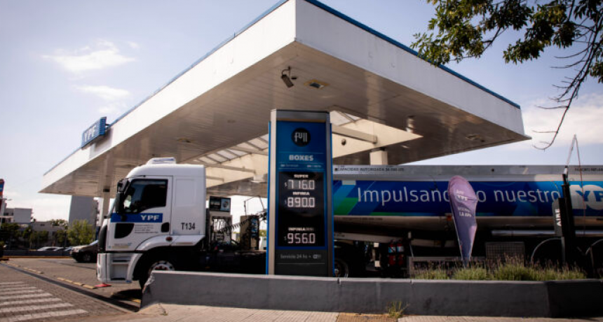 Al final, los combustibles aumentaron 4%: ¿cuáles son las otras subas del mes?