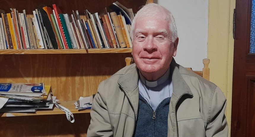 Parroquia San Carlos Borromeo: El Padre Alejandro Boudgouste anunció para este sábado, la Colecta Anual de Cáritas  y novedades