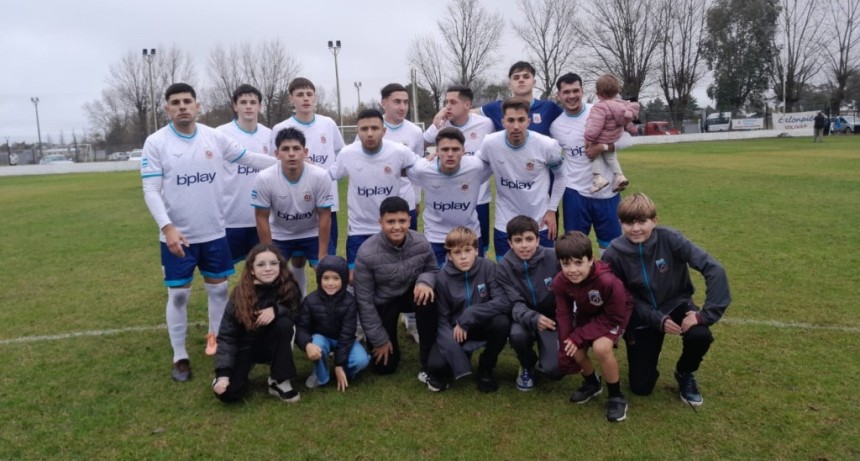 Balonpie derrot&oacute; a Cemento Armado y es uno de los cuatro mejores del Interligas, enfrentar&aacute; a Racing de Olavarr&iacute;a, y FM 10 habl&oacute; con los protagonistas