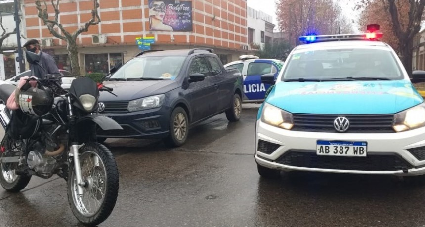 Impacto en avenida San Martín y Rondeau