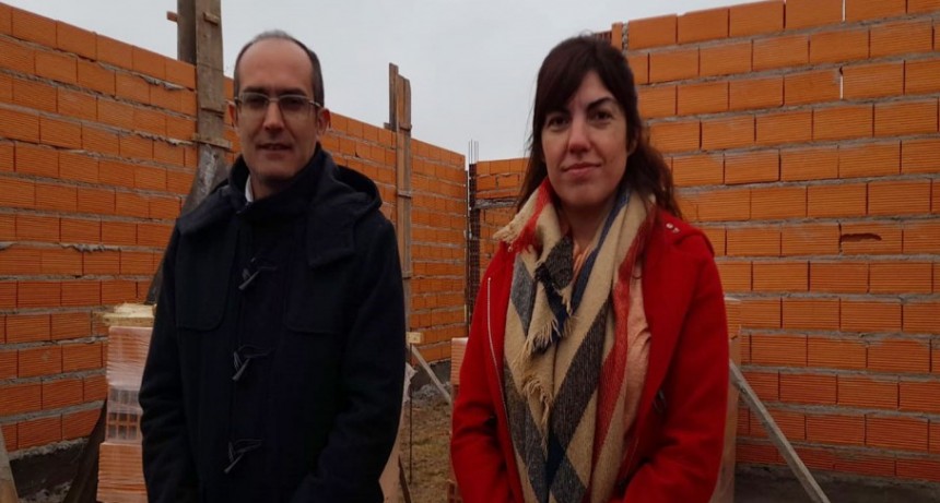 El Intendente Pisano presentó la construcción de 23 viviendas en Bolívar 