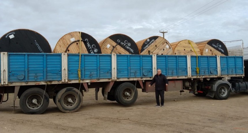 Buenas noticias: Llegaron los cables para el Pase Subterráneo que debe realizar la Cooperativa Eléctrica, previo a la conexión de la Línea 132