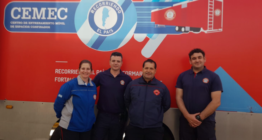 Bomberos Voluntarios trabajaron en una intensa capacitación en el Centro de Entrenamiento Móvil de Espacios Confinados