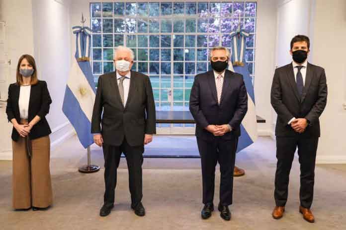 Fernández anunció que Argentina producirá la vacuna y que estaría en el primer semestre de 2021