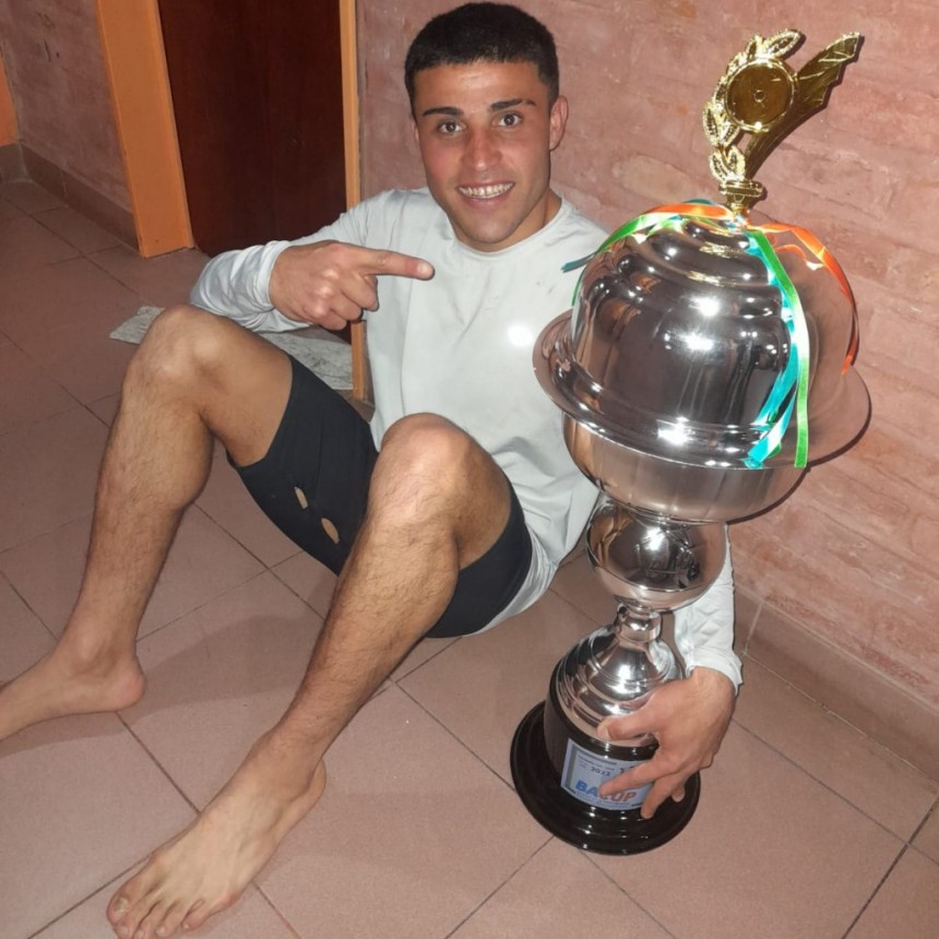 Enzo Stampone se consagró campeón con “Los Halcones” 