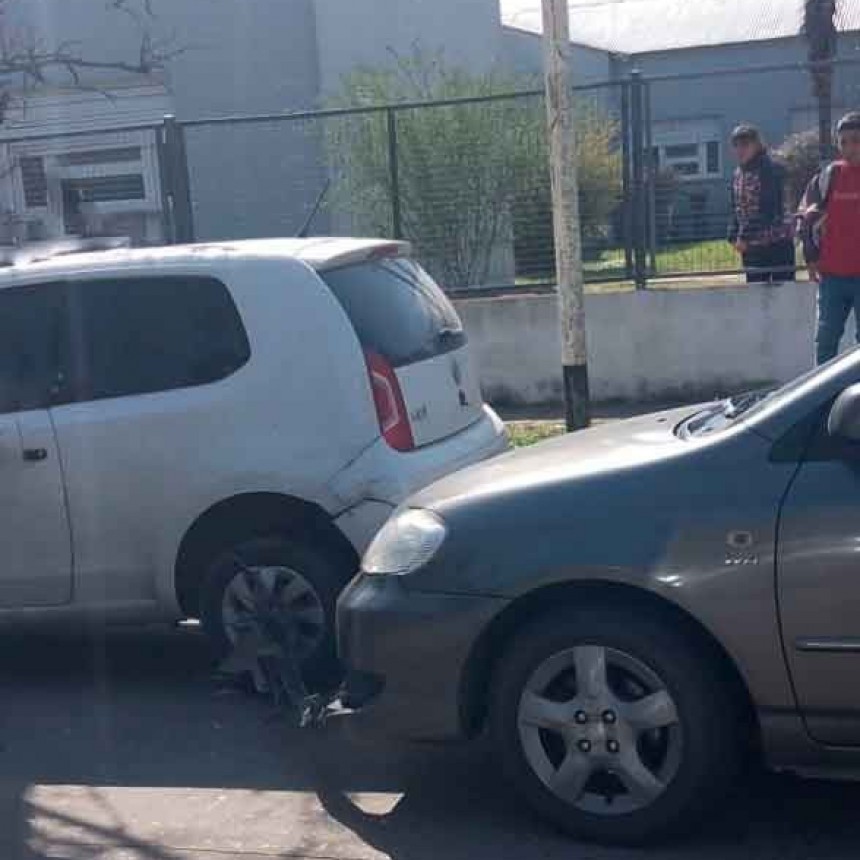 Colisión leve en avenida General Paz y Quirno Costa