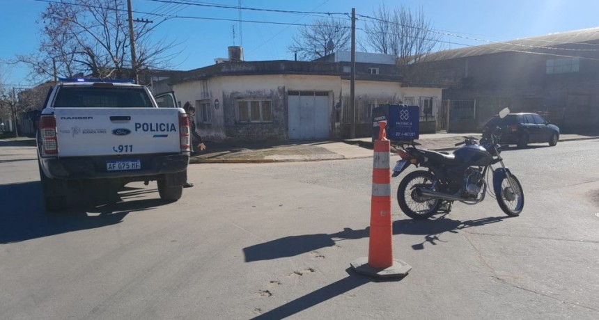 Barrio Melitona: Impacto entre auto y moto