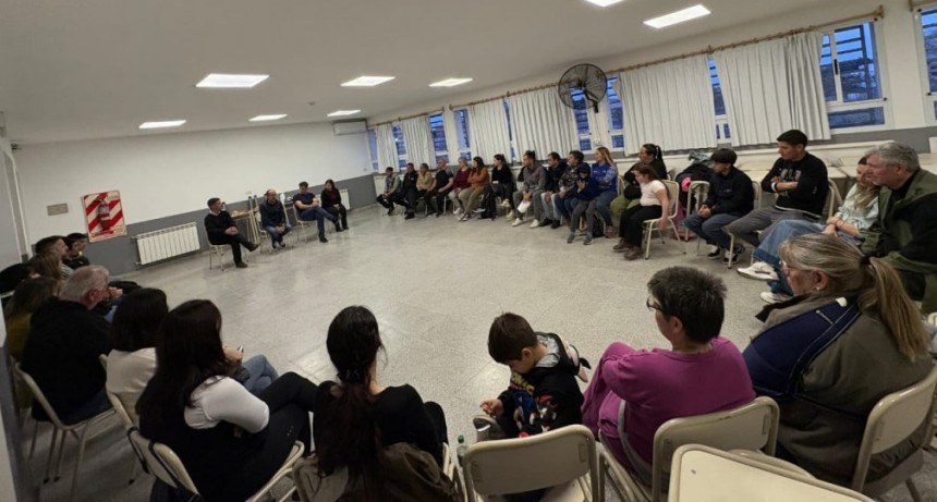 Pisano y Bucca se reunieron con empleados municipales beneficiarios del programa Lotes con Servicios 2