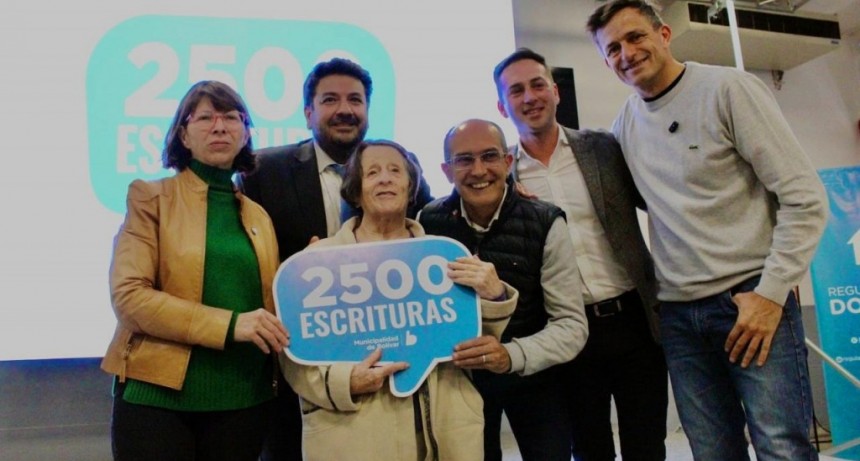 Son 2.500 las escrituras entregadas por la Gestión Municipal y que garantizan la seguridad jurídica de las familias bolivarenses