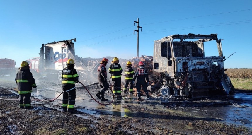 Grave accidente en ruta nacional 5: Tres muertos y una mujer gravemente herida es el saldo del siniestro vial de este sábado en Pehuajó
