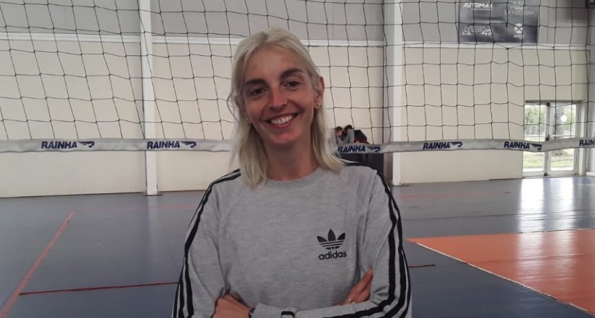 Florencia Amado: &ldquo;El newcom, es un v&oacute;ley adaptado&rdquo;