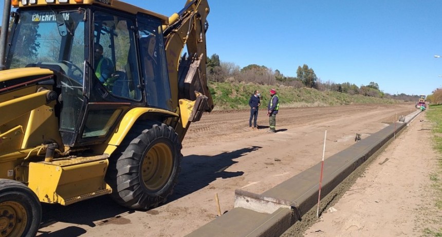Marcos Pisano: "Con estas obras buscamos mejorar la conectividad de los barrios del sur con la planta urbana"
