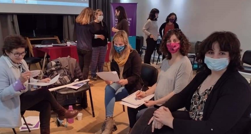 Bolívar participó de un encuentro con la Ministra de las Mujeres Estela Díaz