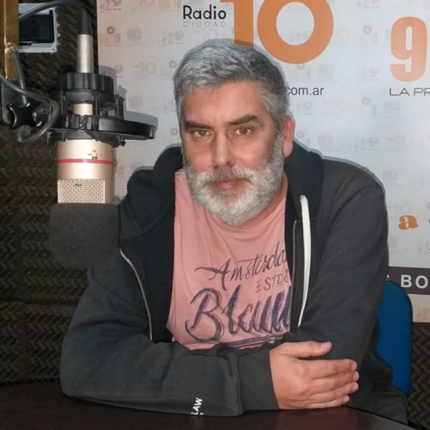 Pablo Villanueva: “Felices de volver a hacer teatro con público, con el cariño que nos brinda y la energía que genera su presencia”
