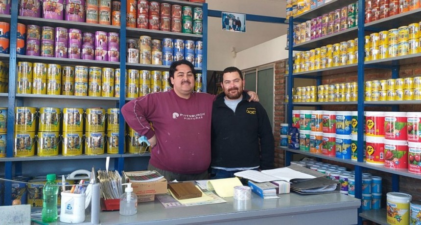 Pinturer&iacute;as Cachito inaugur&oacute; su nuevo local en Almafuerte y Av. Brown