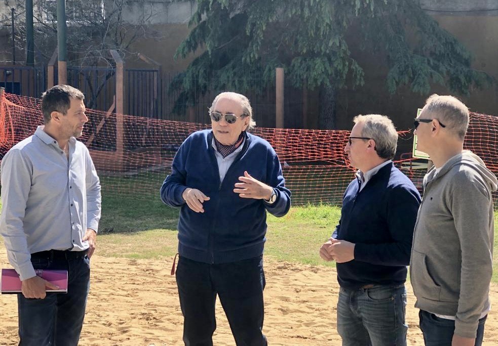 El Senador Provincial Eduardo “Bali” Bucca visitó el cuartel de Bomberos Voluntarios de Saladillo