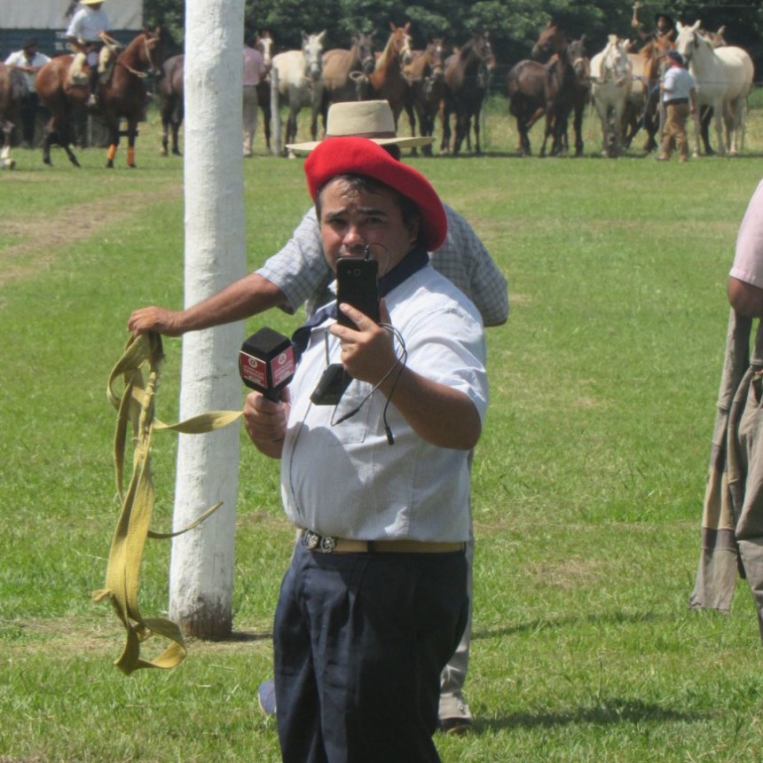 Luciano Gauna anunci&oacute; en Radio Urdampilleta, "La Noche de los Grandes", programada para el viernes 4 de noviembre