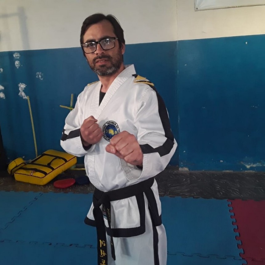 Jorge Ruiz: “Los chicos van a competir en todas las categorías: Lucha, Formas y Salto” 