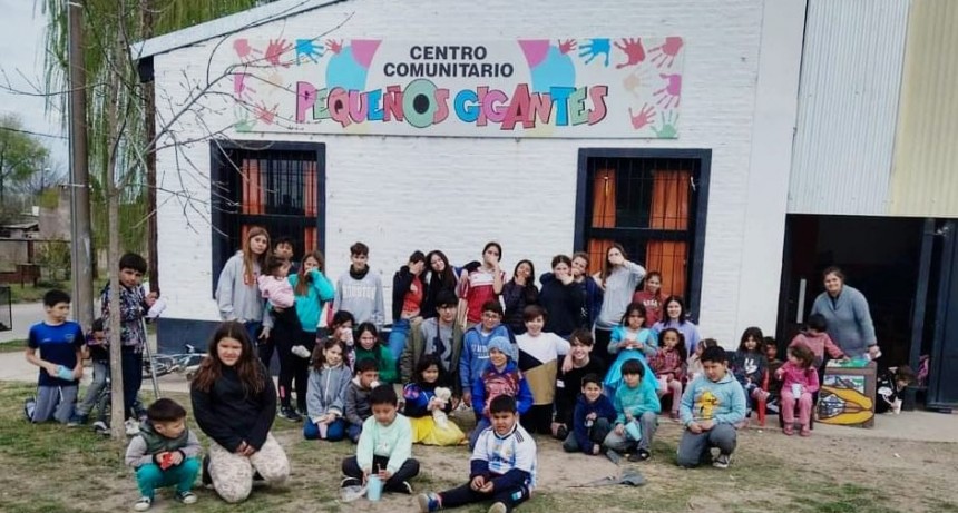 El Comedor Pequeños Gigantes organiza una campaña para obtener recursos genuinos, en FM 10 hablamos con Romina Mendoza