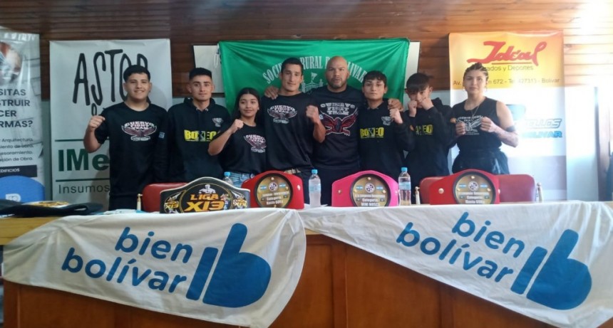 Se realizó el pesaje oficial para el Festival de Boxeo, en la sala Santiago Galaz de la Expo Bolívar