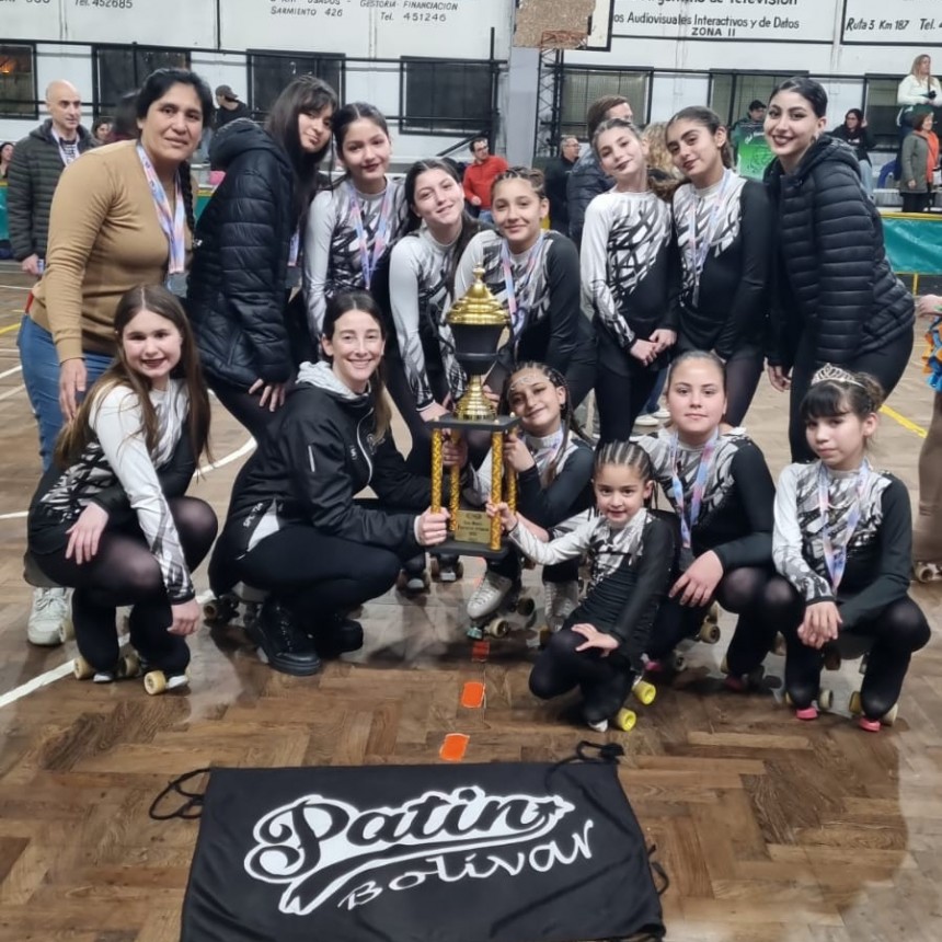 Graciela Martínez: “Participaron 18 patinadoras, nos fue muy bien, obtuvieron varios premios y todas con podio”