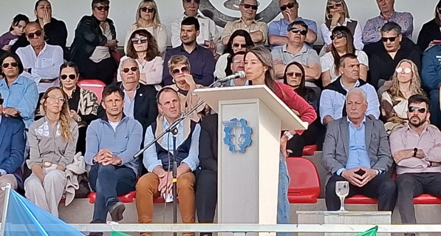 Laura Rodríguez: “Creo que en espacios como este, pensar en la producción y el desarrollo de nuestra localidad tiene que unirnos en ese norte, sin ningún tipo de otra distinción que nos aleje”