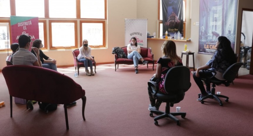 Potenciar Trabajo: se llevó a cargo el primer encuentro de mujeres