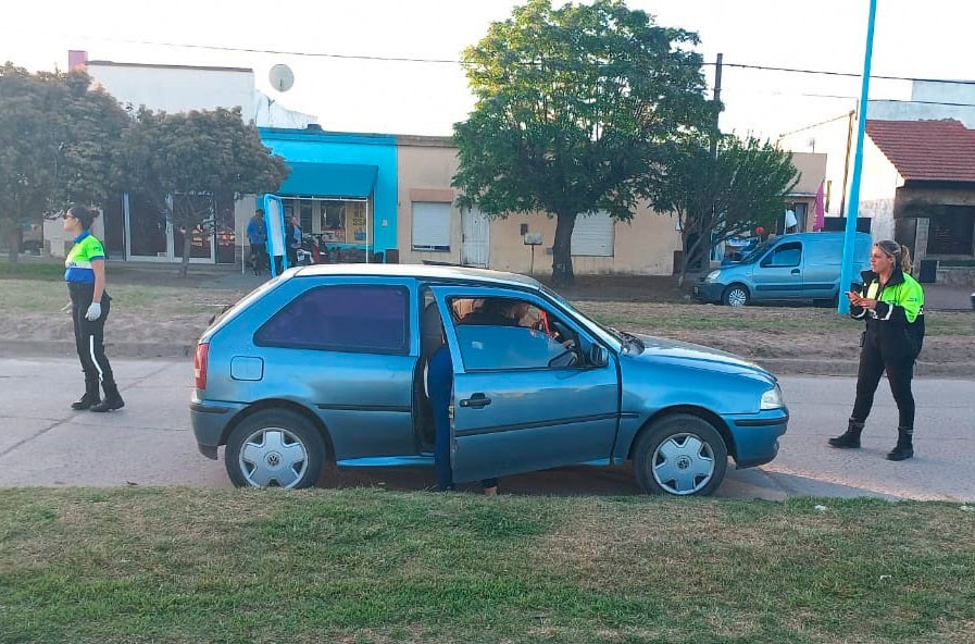 El Equipo Emergente asistió a una conductora que se descompensó