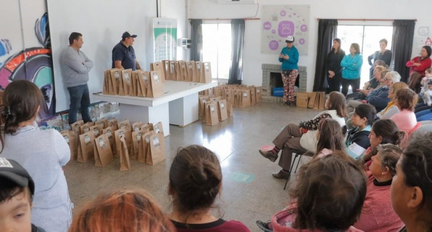 El programa 'Huertas Familiares' llegó a las localidades