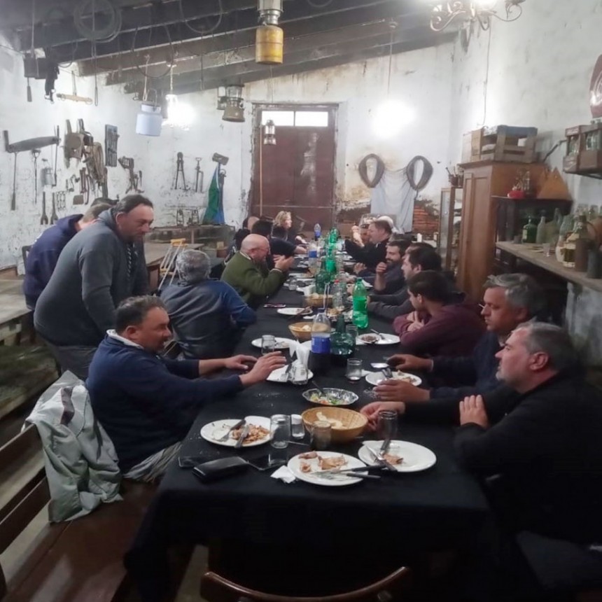 Se desarrolló con éxito “La Noche de los Museos, Historia y Cultura”, en FM 10 hablamos con Aldana Lora y Santos Vega