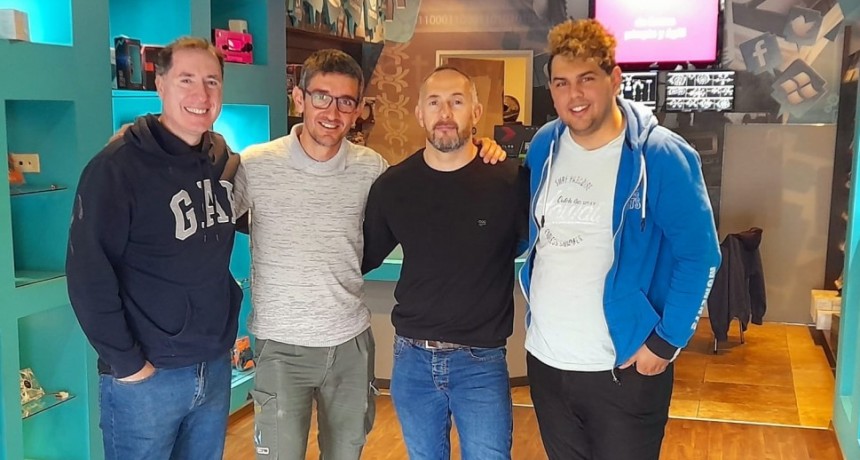 La Red Internet evoluciona permanentemente, ya brinda el servicio de conexión por Fibra Óptica, y prepara el lanzamiento de una plataforma de contenidos