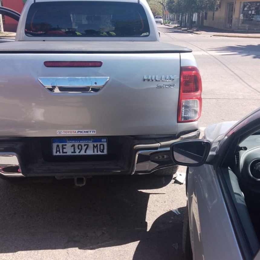 Colisión leve en Bernardo de Irigoyen y avenida Brown