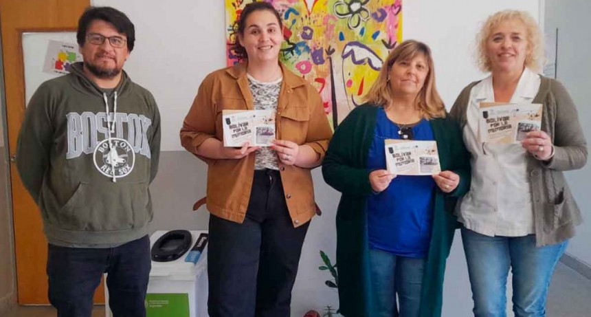 Derechos Humanos presentará un libro de Estudiantes de la Escuela nº502 y en Fm 10 hablamos con Marianela Zanassi, Claudia Pereira y María Laura Benito