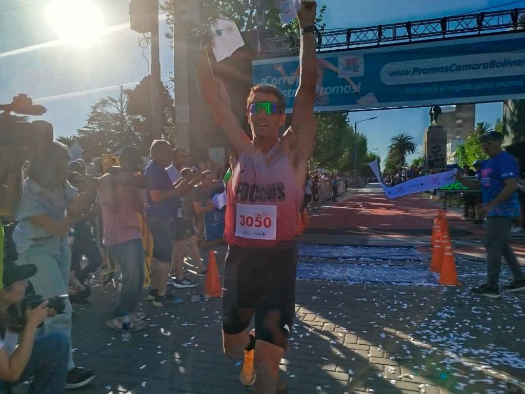 Con un tiempo de 29:56, Manuel Corsico fue el ganaron de la Maratón “Dino Hugo Tinelli”