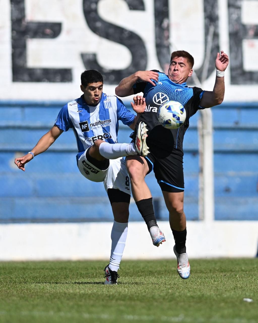 Club Ciudad de Bolívar cayó por  1 a 0 ante la visita a Monte Maíz, agredieron a jugadores y cuerpo técnico en el estacionamiento