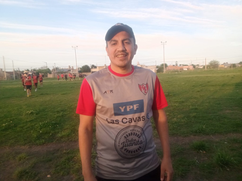 Claudio Roldán: “Los chicos están identificados con el club y uno quiere lo mejor para ellos, para que traten de logar los objetivos” 