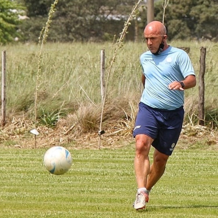 Guillermo Panaro: “Nos estamos preparando para un torneo que se va a jugar a cara de perro”